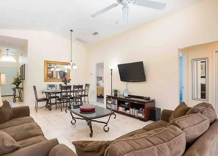 5 Bedroom, 7 Bed , 3 Bathroom Midterm Rental Home With Pool And Game Room, Near Disney